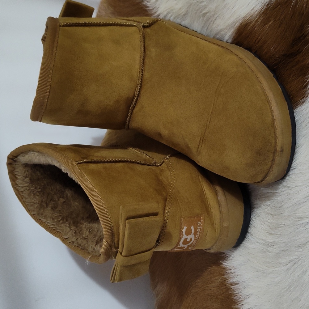 Winter boots. No brand!